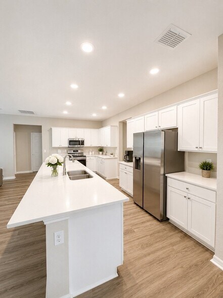 Building Photo - 10682 SW 76th Ct