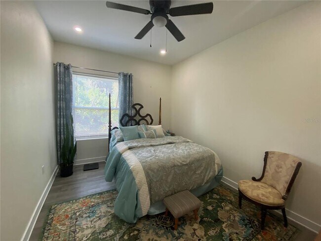 Building Photo - 11974 Tetzel Ave