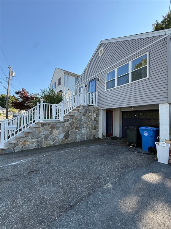 Building Photo - 128 Seminole Ave