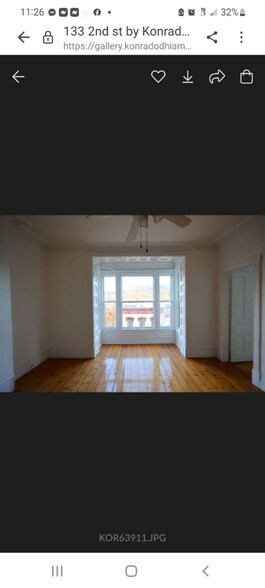 Building Photo - 133 2nd St