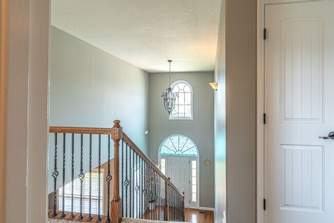 Building Photo - 1161 Chinook Cir