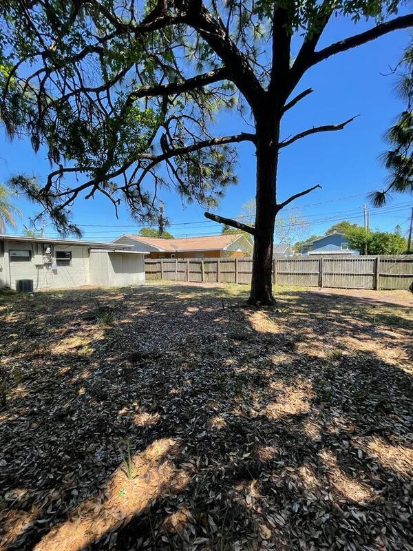 Building Photo - 4518 9th Ave S