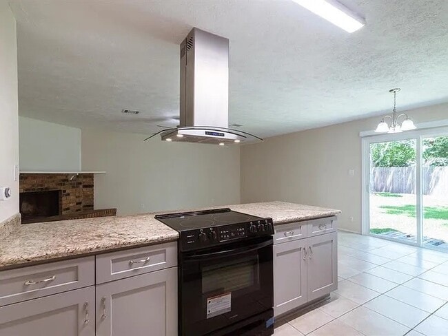 Building Photo - 17519 Fieldglen Dr