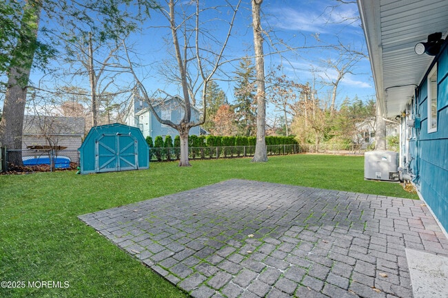 Building Photo - 488 Monmouth Rd