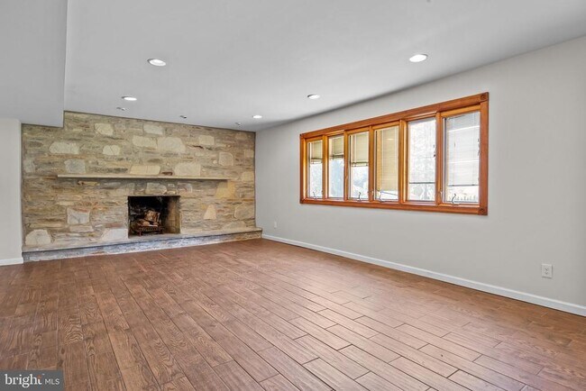 Building Photo - 778 Bobwhite Ln