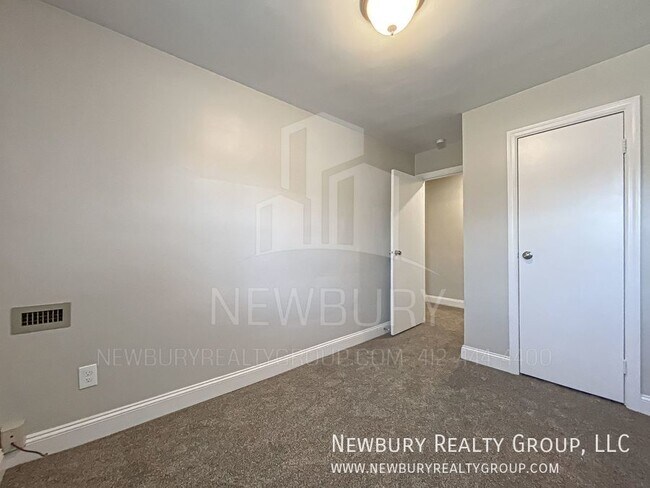 Building Photo - 313 San Juan Dr