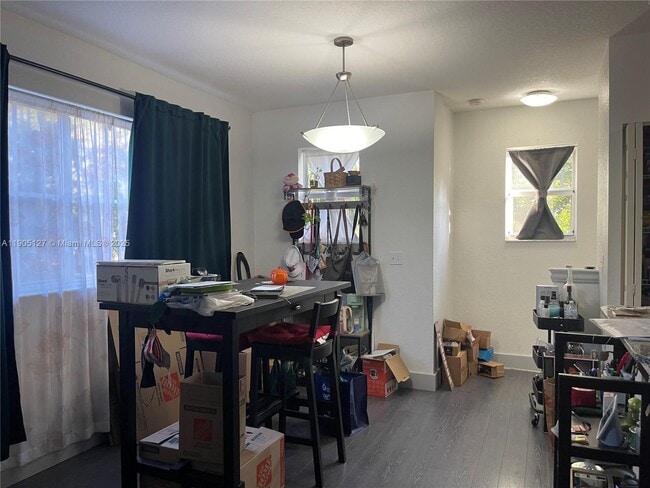 Building Photo - 2541 Centergate Dr