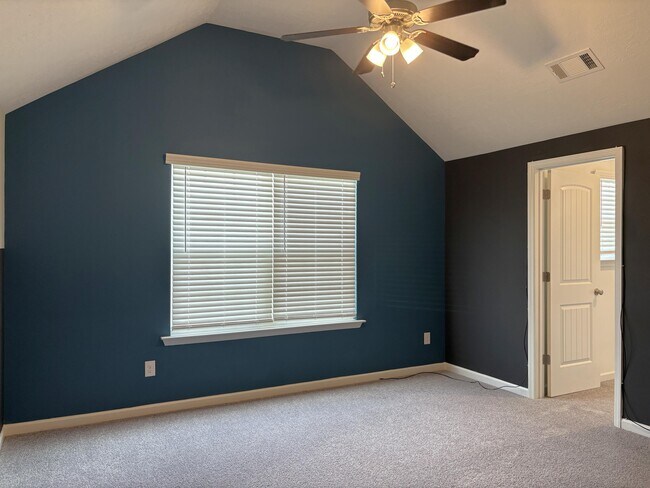 Building Photo - 5277 Copse Dr