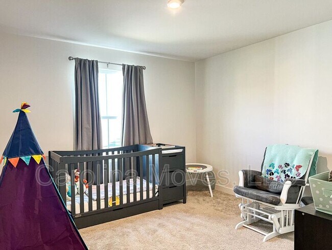 Building Photo - 111 Sylvester St