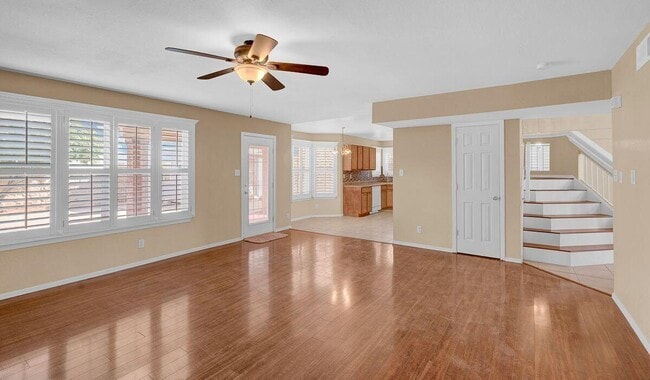Building Photo - 1460 Paseo De Flor St