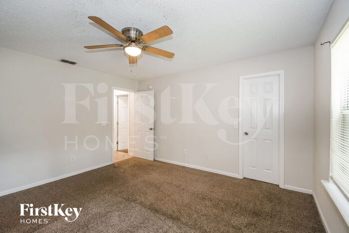 Building Photo - 1449 Ellis Trace Dr W