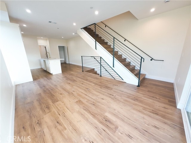 Building Photo - 6628 Camellia Ave