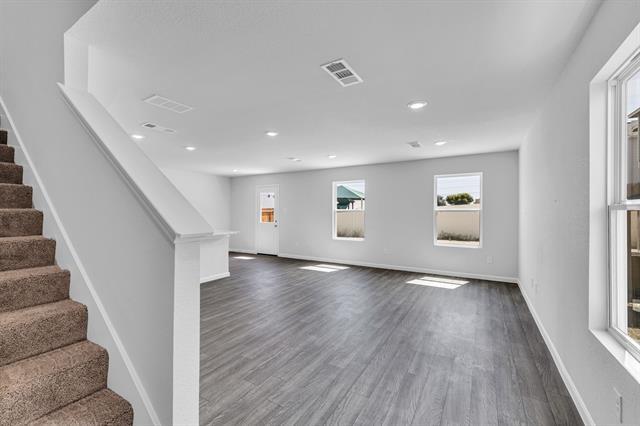Building Photo - 7332 Tin Star Dr