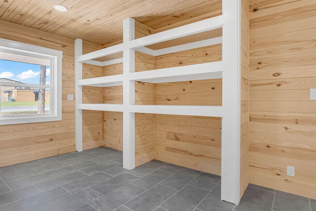 Building Photo - 498 Alabama St