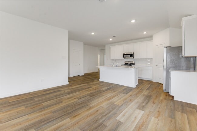 Building Photo - 9027 Rose Water Trl