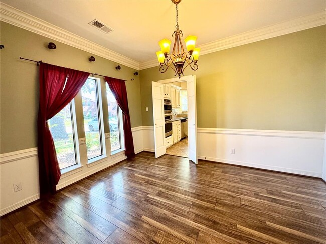 Building Photo - 119 Shadow Wood Dr