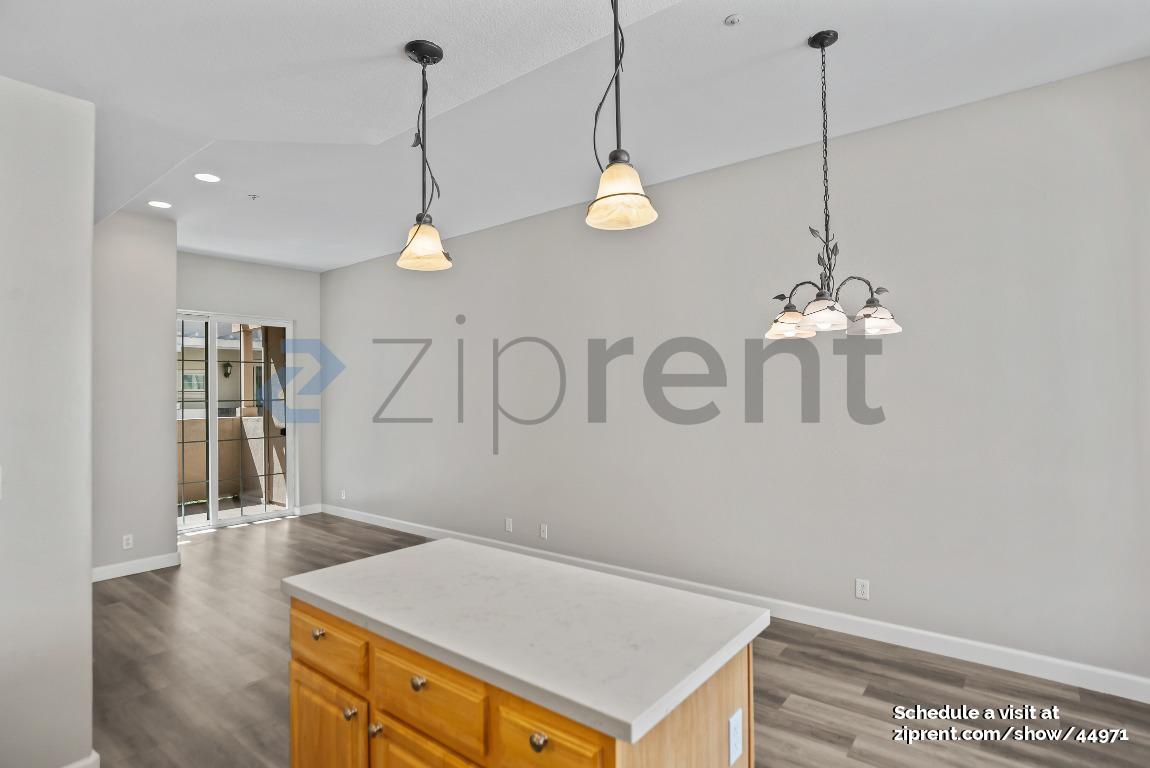 Building Photo - 727 Northrup St