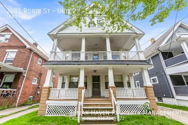 Primary Photo - 2085 Robin St
