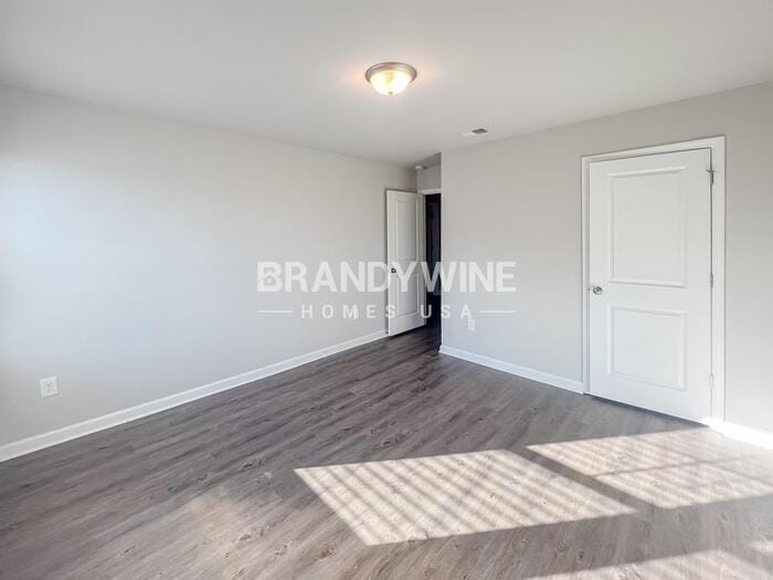 Building Photo - 111 Windflower Wy