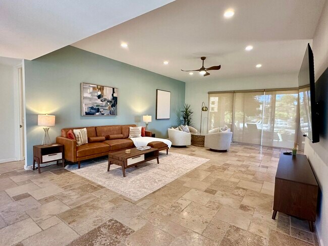 Building Photo - 76705 Sandpiper Dr