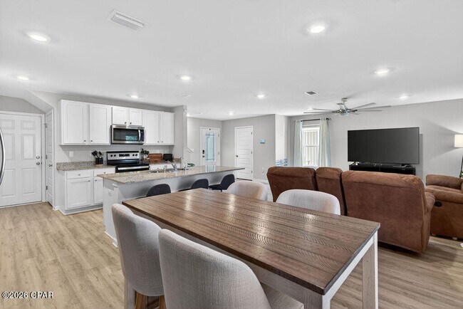 Building Photo - 6615 Atkins Rd