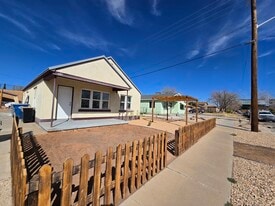 Building Photo - 549 E 500 S