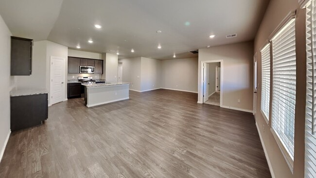 Building Photo - Very Nice 4 Bedroom 2 Bath Home in Piedmont Schools