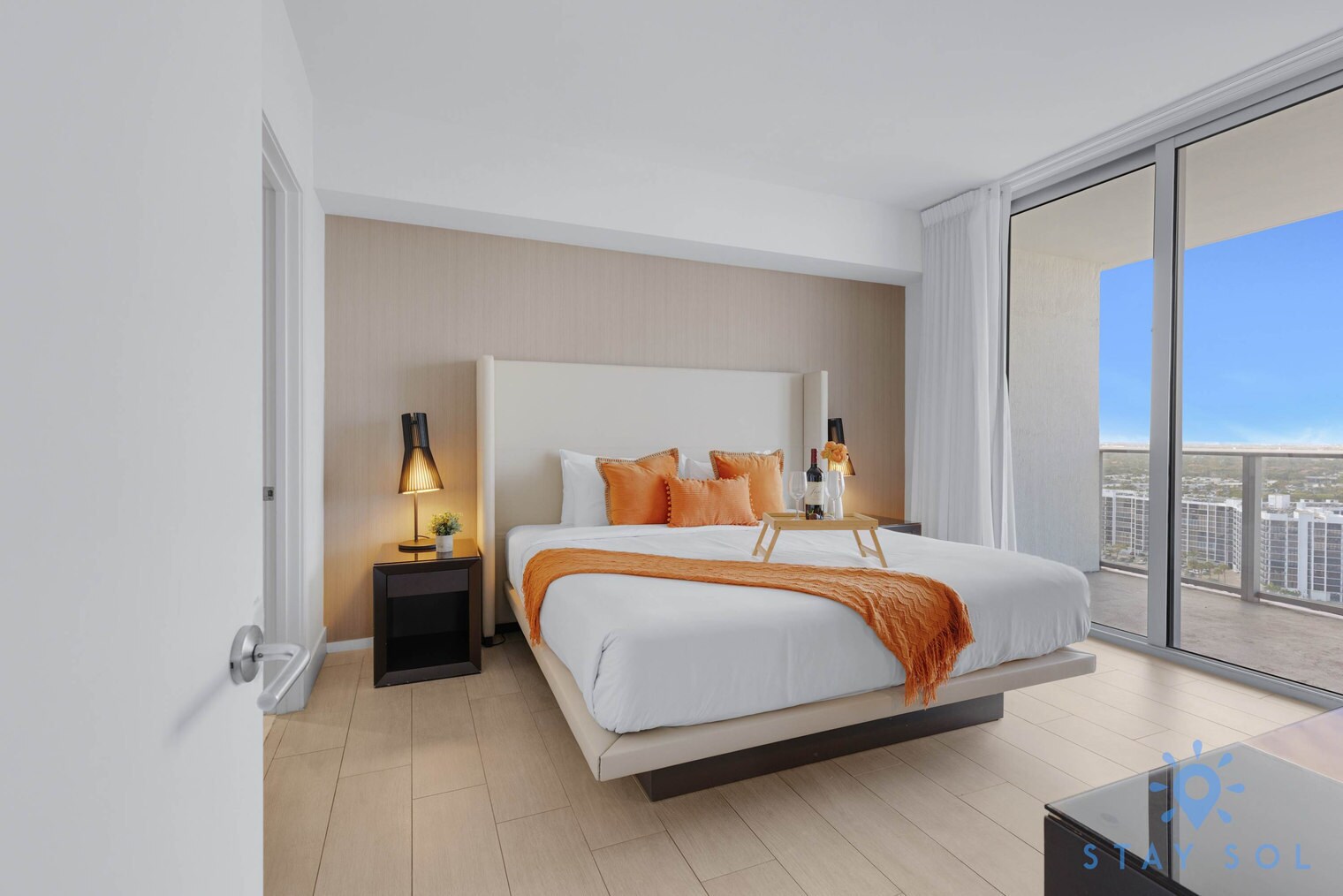 Building Photo - 4010 S Ocean Dr