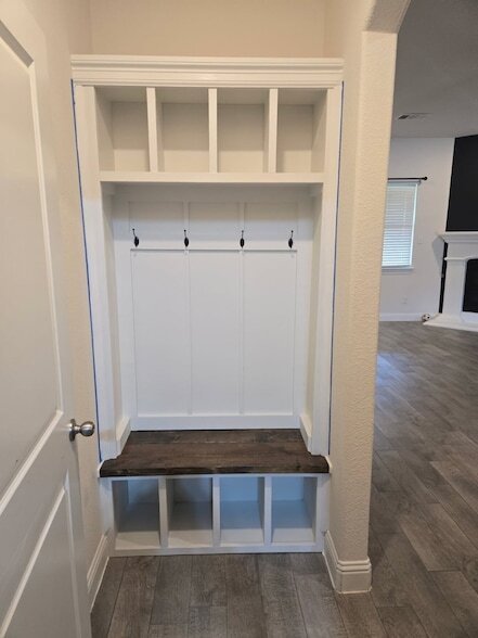 Building Photo - 6224 Cheshire St