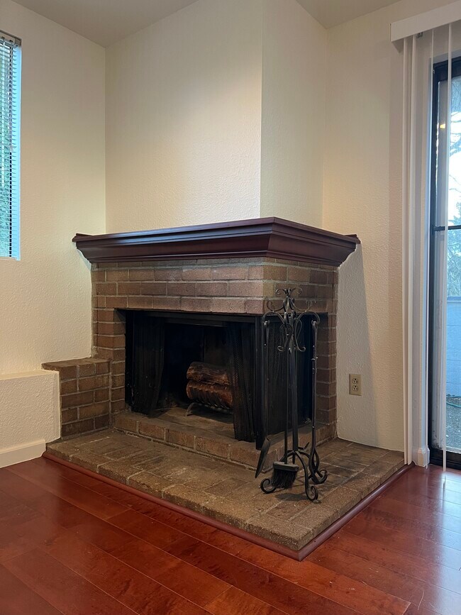 Building Photo - 12729 NE 144th St