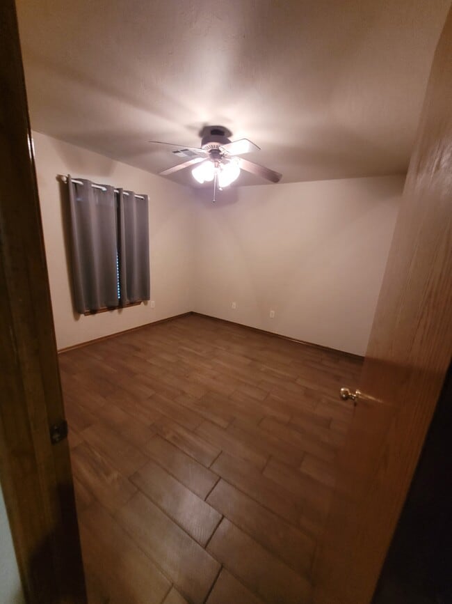 Building Photo - 14701 SE 83rd Ct