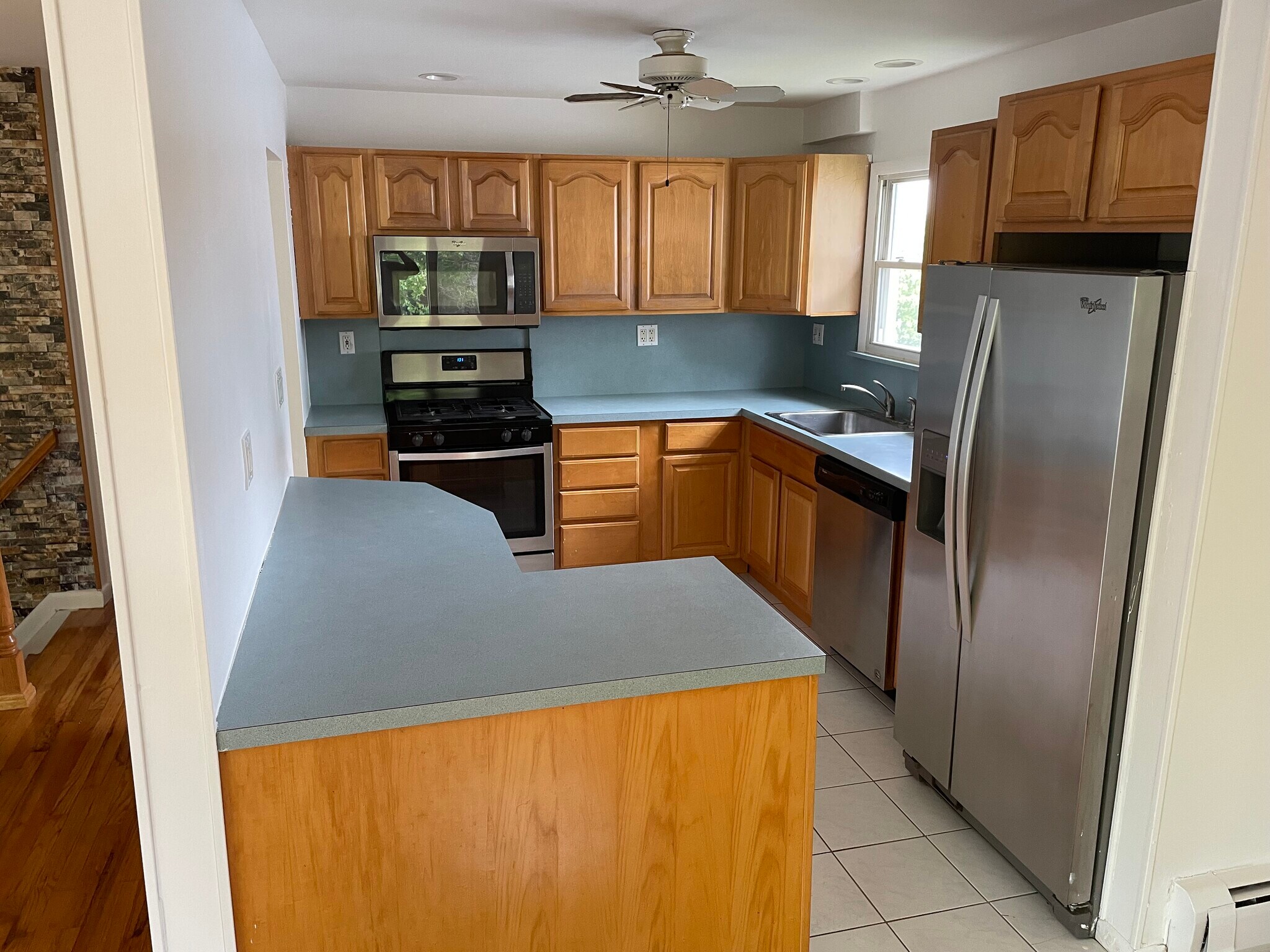 Kitchen - 29 Monroe Pl