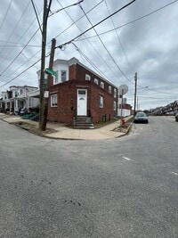 Building Photo - 423 Righter St