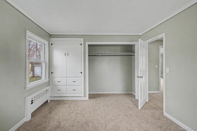 Building Photo - 2585 State Rte 55