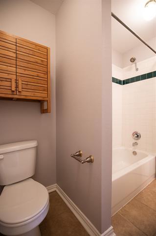 Building Photo - 2908 Pioneer Park Dr