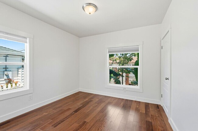 Building Photo - Beautiful Spacious 3-bedroom 2-Bath Home in Berkeley!