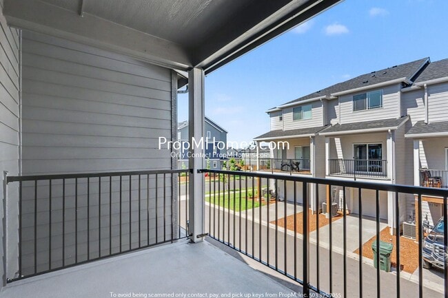 Building Photo - Brand New Three Bedroom Townhome in North Bethany!