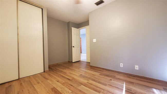 Building Photo - 3831 Cocoplum Cir