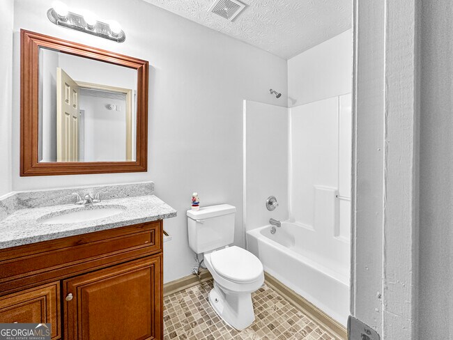 Building Photo - 177 Bay Ct Dr