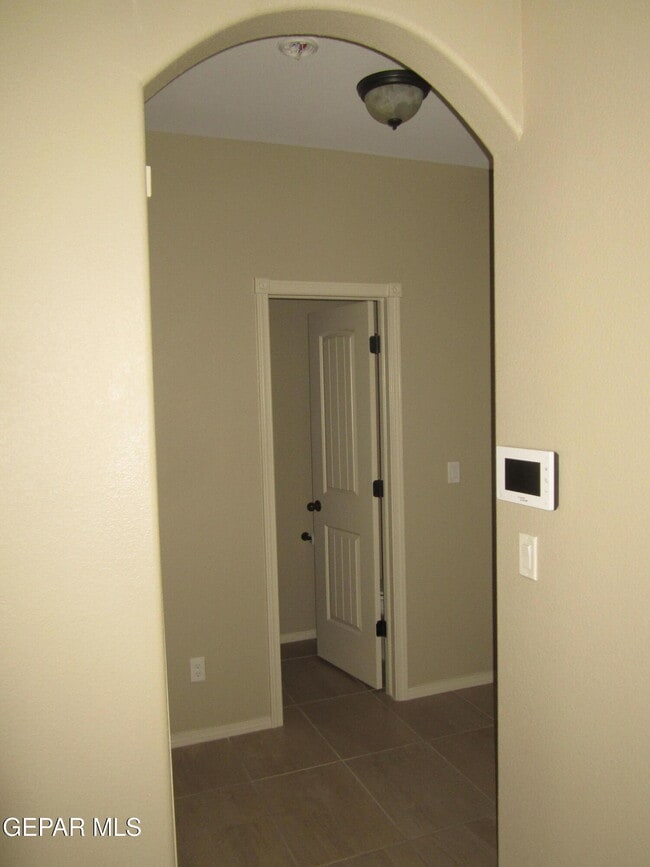 Building Photo - 477 Prime Desert Dr