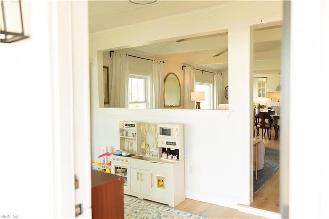 Building Photo - 1361 Elbow Rd