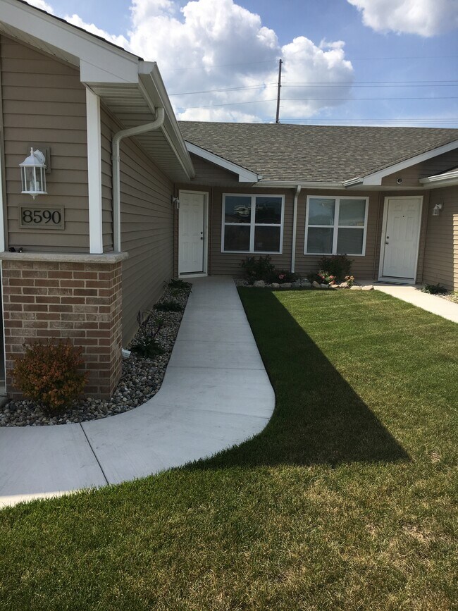 Front of property - 8590 Jackson St