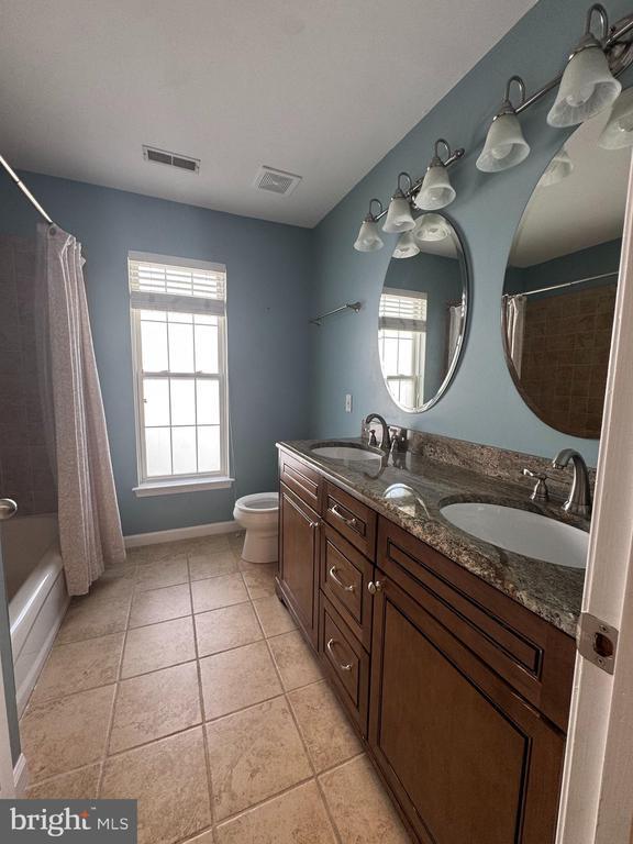 Building Photo - 14036 Sterling Point Dr