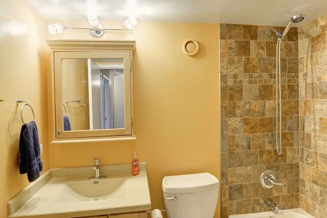 Building Photo - 711 W Gordon Ter