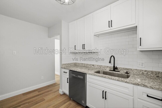 Building Photo - 1410 St Bernadette Ln