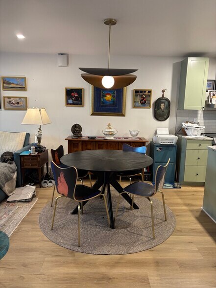 Ample dining area - 7665 Sun Island Dr S