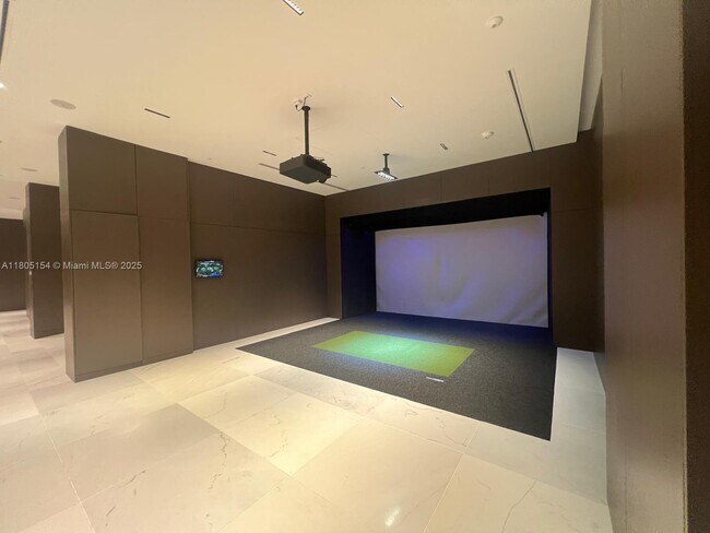 Building Photo - 300 Biscayne Blvd Way