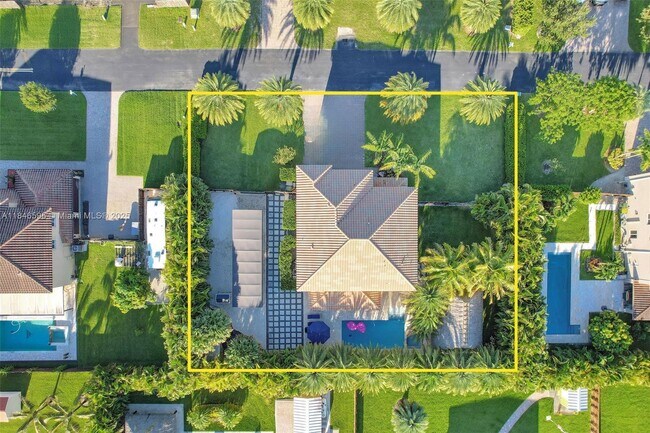Building Photo - 2150 NW 16th Pl