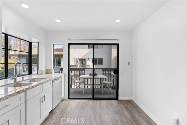 Building Photo - 9 Moon Shadow