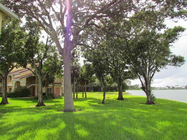 Building Photo - 2351 NW 33rd St